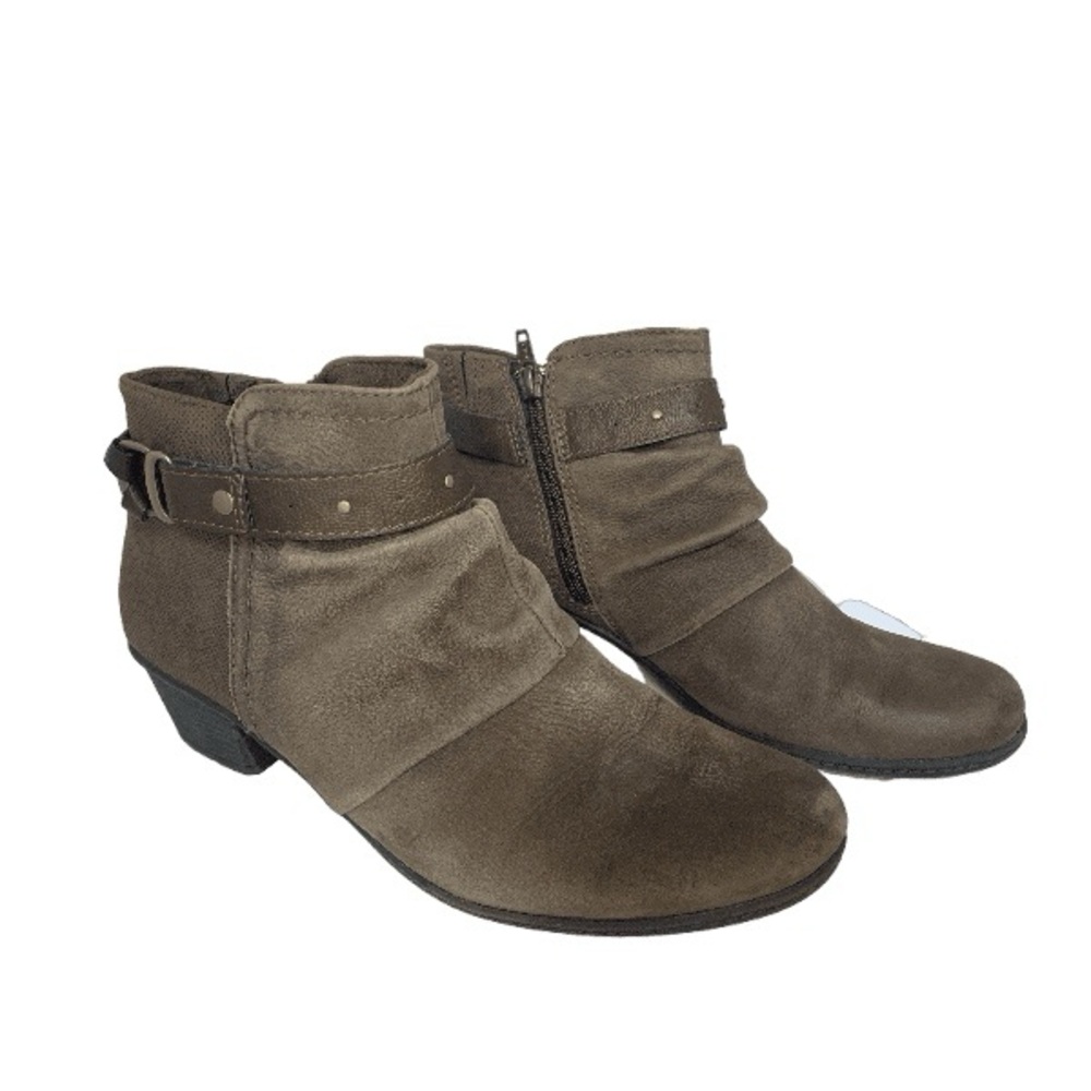 Earth Origins “Meryl” bootie—hard to find